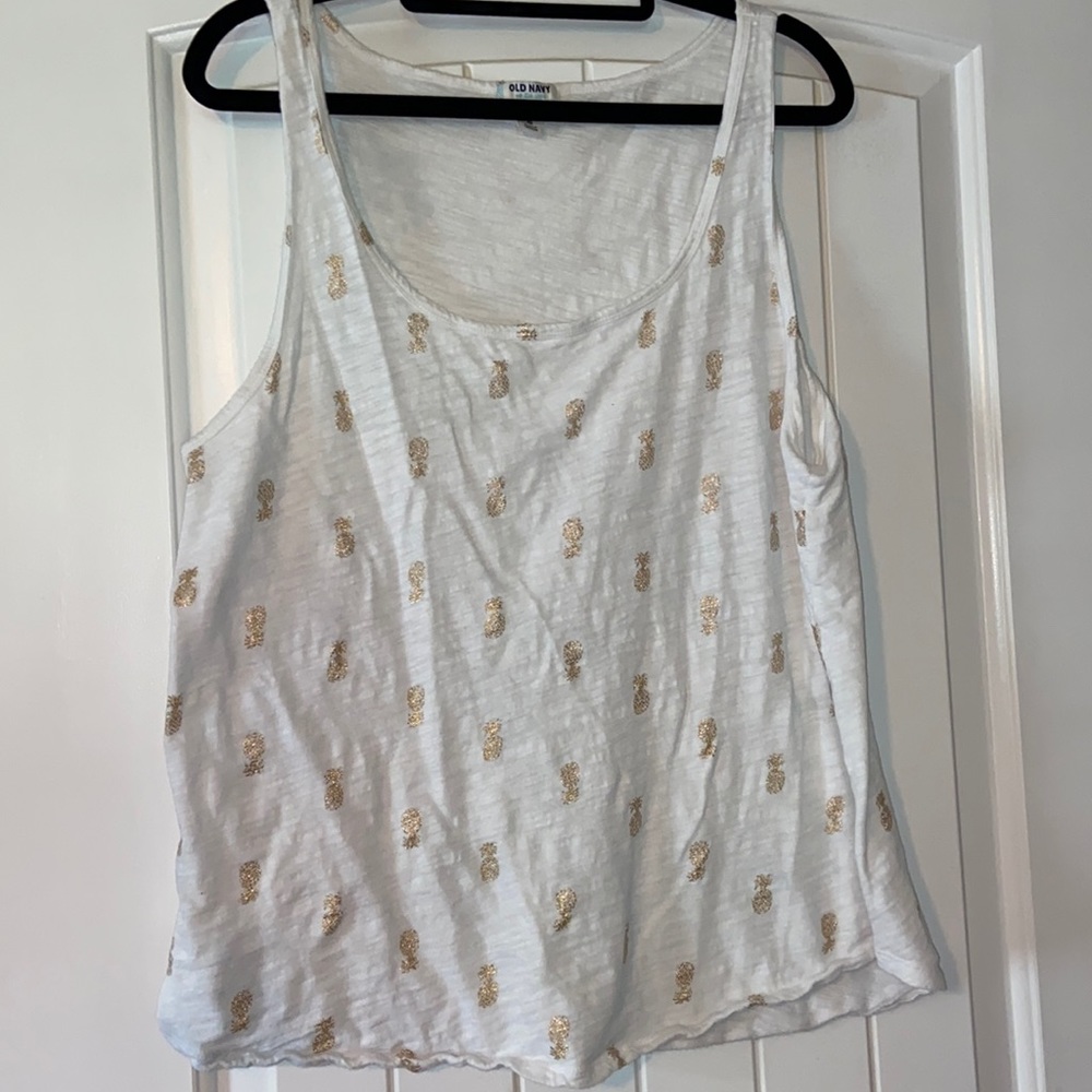Pineapple tank